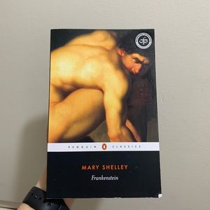 Frankenstein - penguin classic by Mary Shelley
